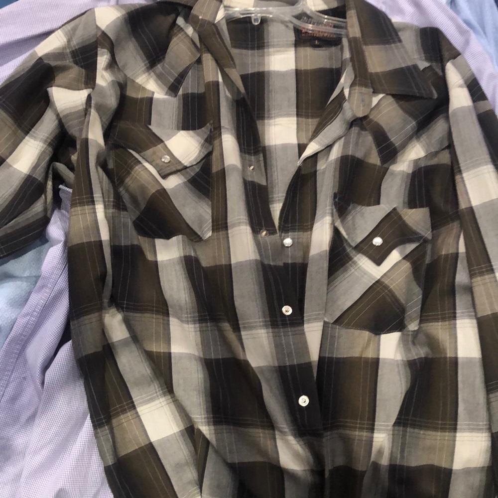Men's Casual Plaid Button Down Shirt - Black and Gray
